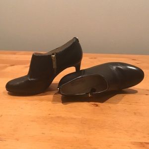Michael Kors black booties/heels
